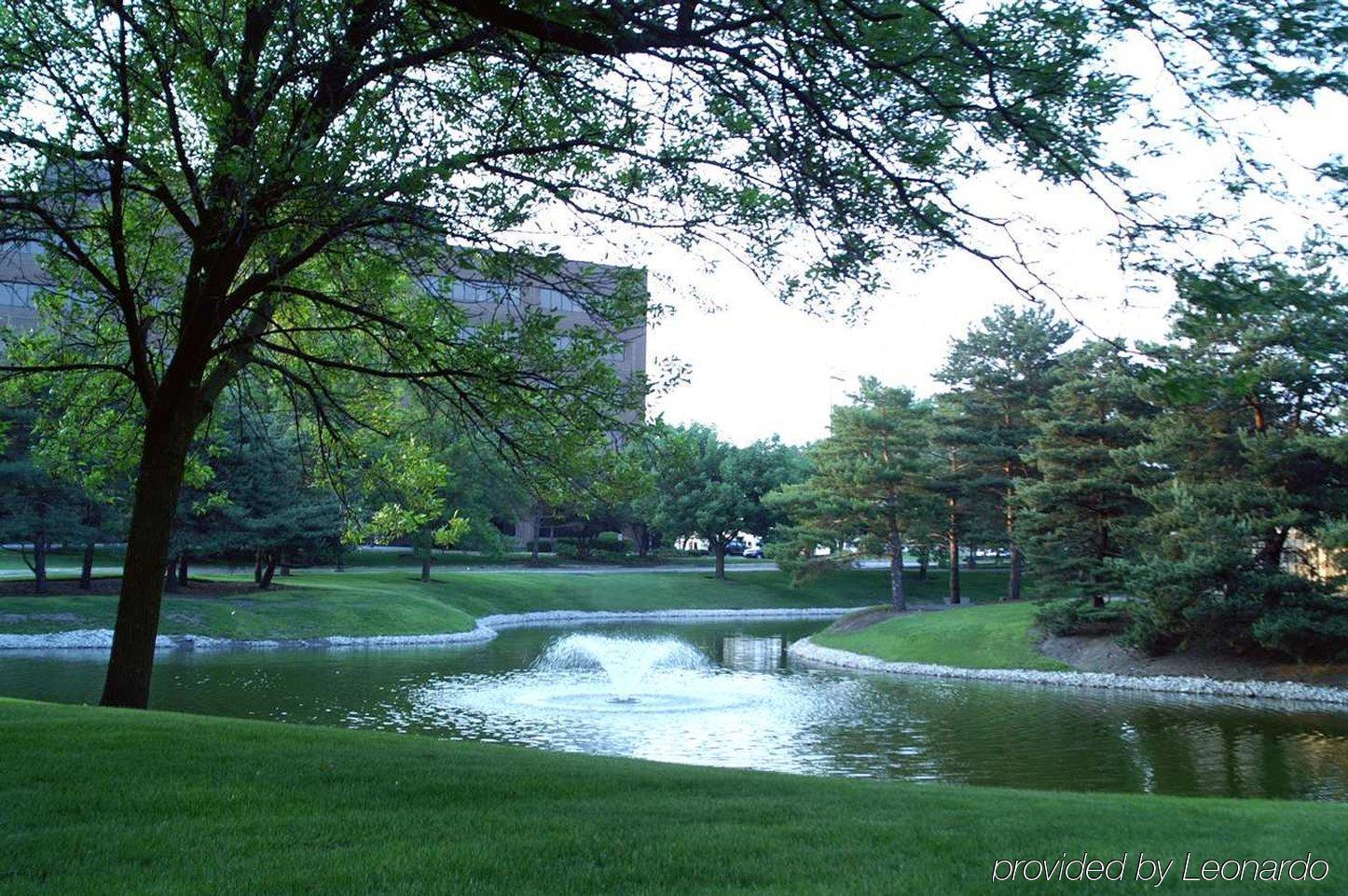 Doubletree By Hilton Chicago - Arlington Heights Hotel Facilities photo