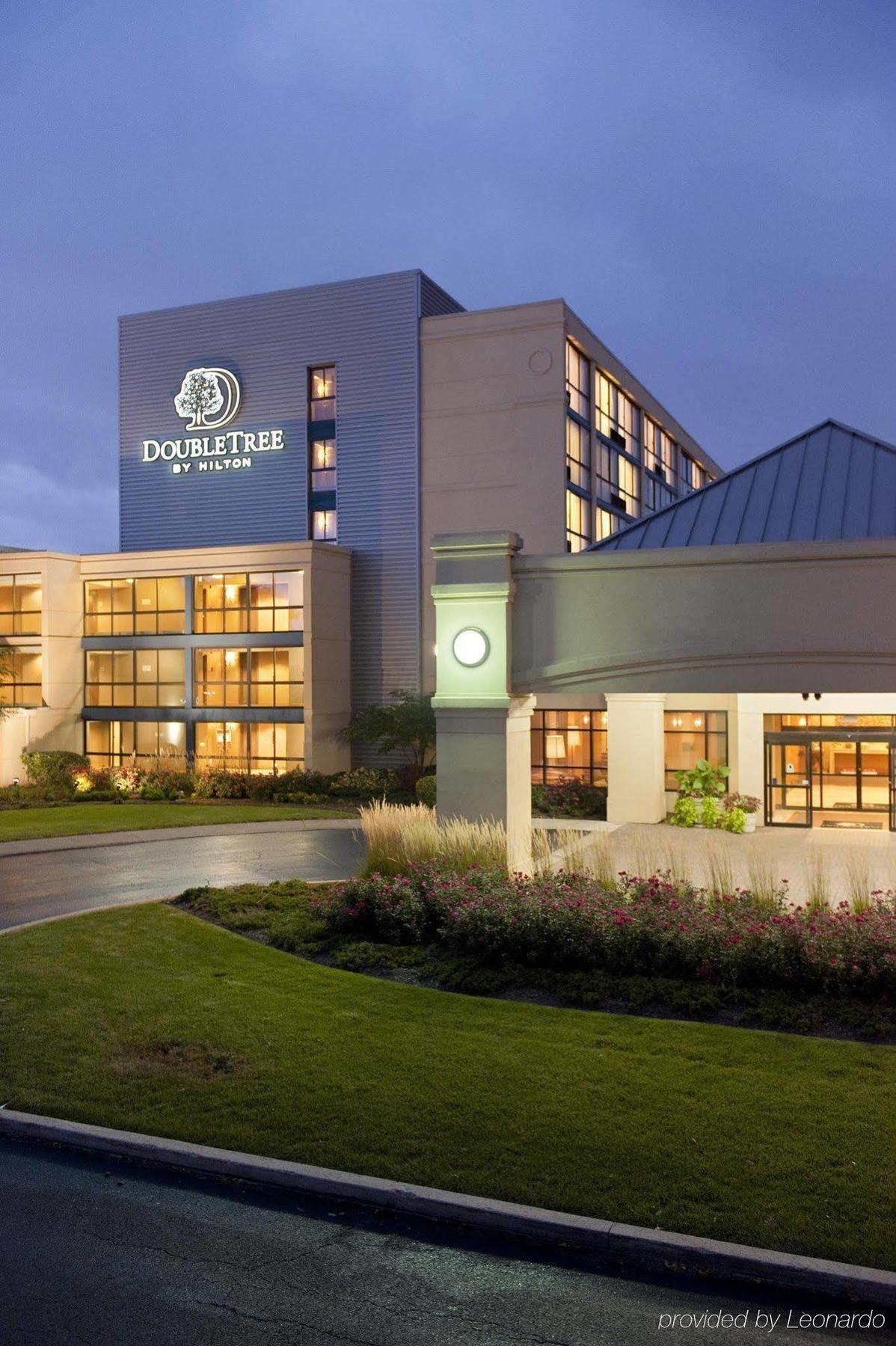 Doubletree By Hilton Chicago - Arlington Heights Hotel Exterior photo